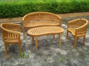 Set Kursi Taman Kacang